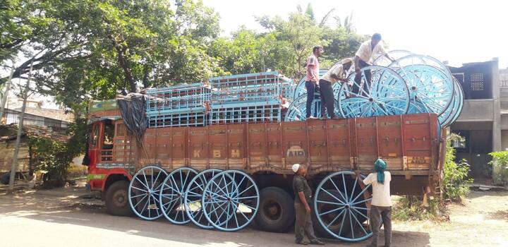 काही ठिकाणी प्रशासनाची परवानगी न घेता शर्यती आयोजित केल्या गेल्या.  मात्र नंतर या बैलगाडी शर्यतींच्या आयोजकावर शर्यतीचे आयोजन रद्द करण्याची नामुष्की आली.