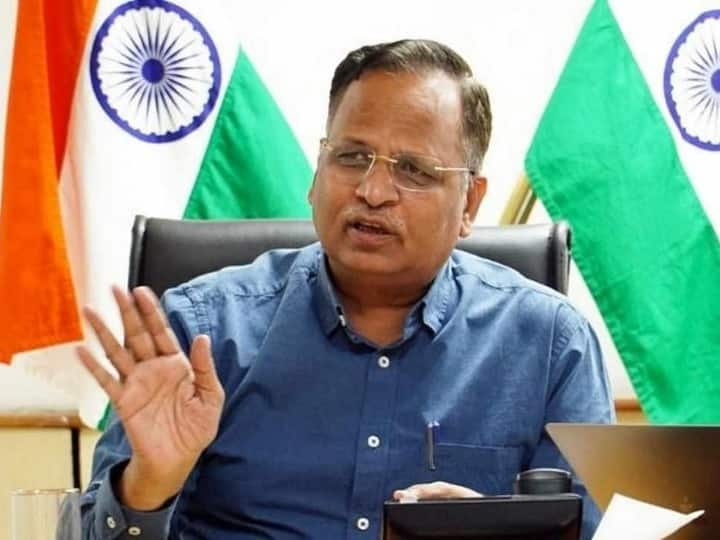 Satyendar Jain Arrested: AAP and BJP face to face on the arrest of Satyendar Jain, Sisodia said – implicated in a fake case Satyendar Jain Arrested: सत्येंद्र जैन की गिरफ्तारी पर AAP और BJP आमने-सामने, सिसोदिया बोले- फर्जी केस में फंसाया गया