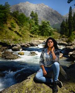 Actress nimisha : நிமிஷமும் வருஷங்கள் ஆகும் உன்னை காணவில்லை எனில்... நடிகை நிமிஷாவின் பர்த்டே ஸ்பெஷல்!