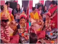 Watch: शादी की इतनी जल्दी कि दूल्हा सिंदूर से भरने लगा अपनी ही मांग, दुल्हन देखती रह गई