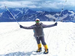 Anantapur: ఆశయం ఎవరెస్ట్ శిఖరం పైన.. ఆర్థిక స్తోమత అధ:పాతాళంలో.. దాతల కోసం పర్వతారోహకుడి ఎదురుచూపులు