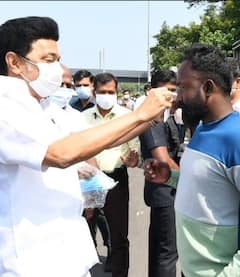 IN PICS | TN CM Stalin Distributes Masks To Public To Create Awareness On COVID Norms In Chennai
