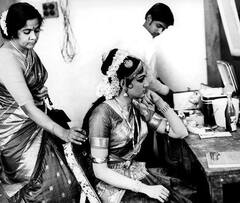 Hema Malini Photos: पहली बार सामने आईं हेमा मालिनी की ये खूबसूरत तस्वीरें, कभी Dharmendra के साथ तो कभी सेट पर दिखीं ड्रीम गर्ल