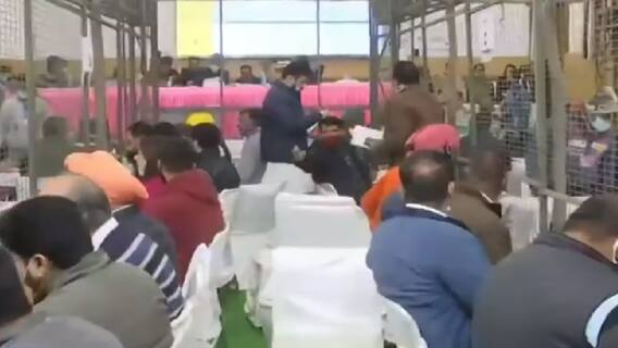 Chandigarh Municipal Election: AAP ने पार्षद Delhi बुलाये, Congress ने Jaipur, दोनों को है टूट का डर