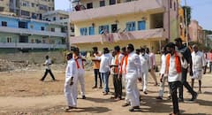 పుట్టపర్తి మున్సిపల్ శ్మశాన వాటికలో హెల్త్ క్లినిక్ నిర్మాణం... నిర్మాణం చుట్టూ చేరిన రాజకీయం