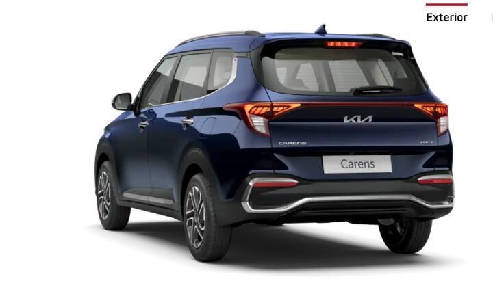 यह एमपीवी कार स्पोर्टी अलॉय व्हील्स, क्रोम गार्निश्ड डोर हैंडल्स, टर्न इंडिकेटर इंटीग्रेटेड विंग मिरर्स, साइड सिल्स और डेल्टा-शेप्ड रैपराउंड एलईडी टेललाइट्स के साथ एक वाइड रिफ्लेक्टर, ब्लैक क्लैडिंग के साथ चंकी बंपर, क्रोम ट्रिम और एक स्कल्प्टेड टेलगेट के साथ आएगी.