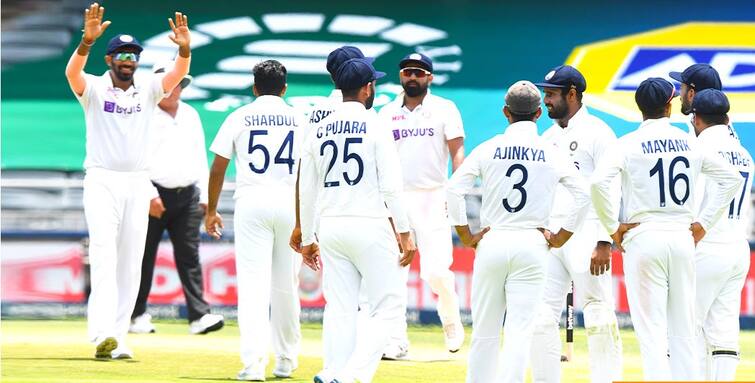 IND vs SA, 2nd Test: Shardul Thakur's Triple wickets put South Africa Trail by 100 Runs at Lunch Day 2 Wanderers Stadium Ind vs SA, 2nd Test Match Highlights: প্রোটিয়া শিবিরে জোর ধাক্কা শার্দুলের, লড়াইয়ে ফিরল ভারত