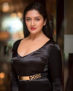 Vimala Raman Photos: ఈ హాట్ బ్యూటిని గుర్తుపట్టారా.. ఇప్పుడేం చేస్తోందో తెలుసా..