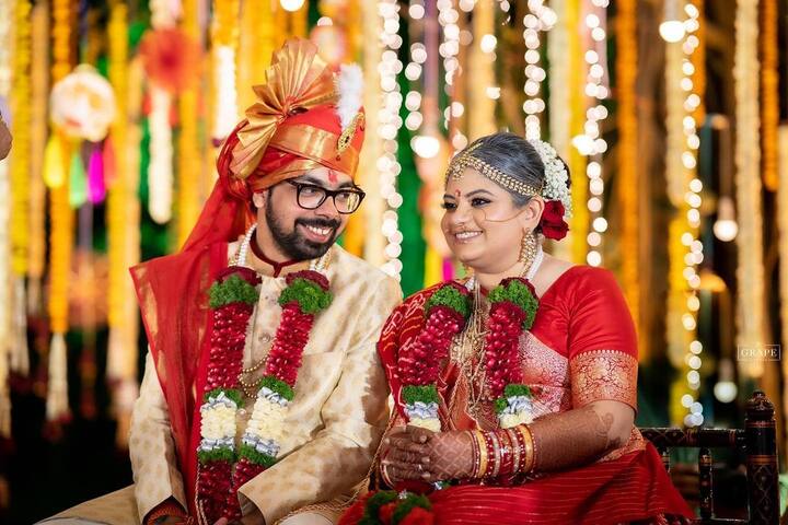 हाल ही में दिलीप जोशी बेटी नियति जोशी की शादी को लेकर काफी चर्चा में रहे. उनकी लाडली की शादी की तस्वीरें सोशल मीडिया पर खूब वायरल हुई.