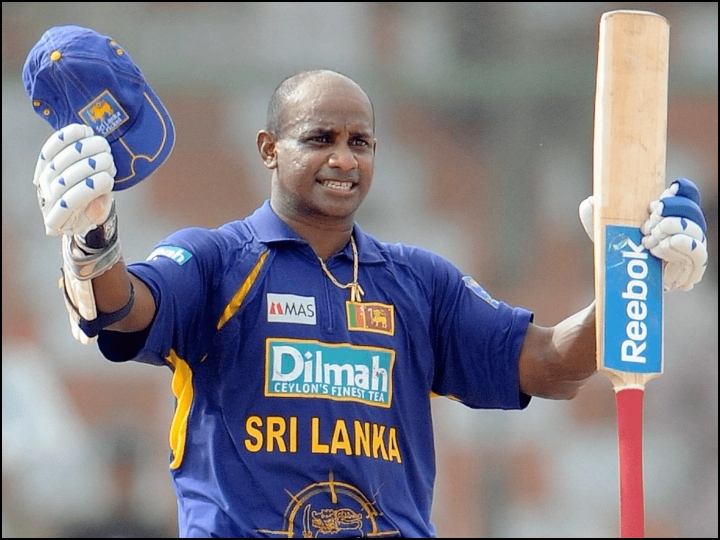 इस लिस्ट में दूसरे नंबर पर श्रीलंका के पूर्व दिग्गज बल्लेबाज़ सनथ जयसूर्या (Sanath Jayasuriya) हैं. जयसूर्या ने 48 बार प्लेयर ऑफ द मैच अवॉर्ड जीता है. (फोटो सोशल मीडिया)