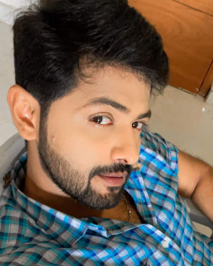 కార్తీకదీపం ఆదిత్య (యశ్వంత్) ( Image Credit: Yashwanth / Instagram)