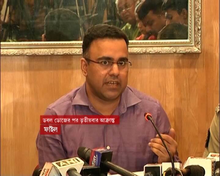 ভ্যাকসিনের ডবল ডোজ নিয়েও, একবার-দু’বার নয়, একই ব্যক্তির তিন তিন বার করোনা আক্রান্ত হওয়ার মতো ঘটনা!  প্রাক্তন কেন্দ্রীয়মন্ত্রী বাবুল সুপ্রিয়, সিপিএম নেতা কৌস্তভ চট্টোপাধ্যায় এবং কলকাতা পুলিশের জয়েন্ট সিপি ক্রাইম মুরলীধর শর্মা।