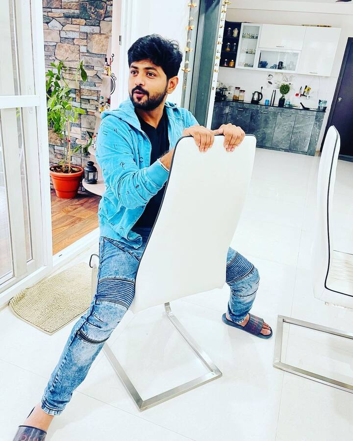 కార్తీకదీపం ఆదిత్య (యశ్వంత్) ( Image Credit: Yashwanth / Instagram)