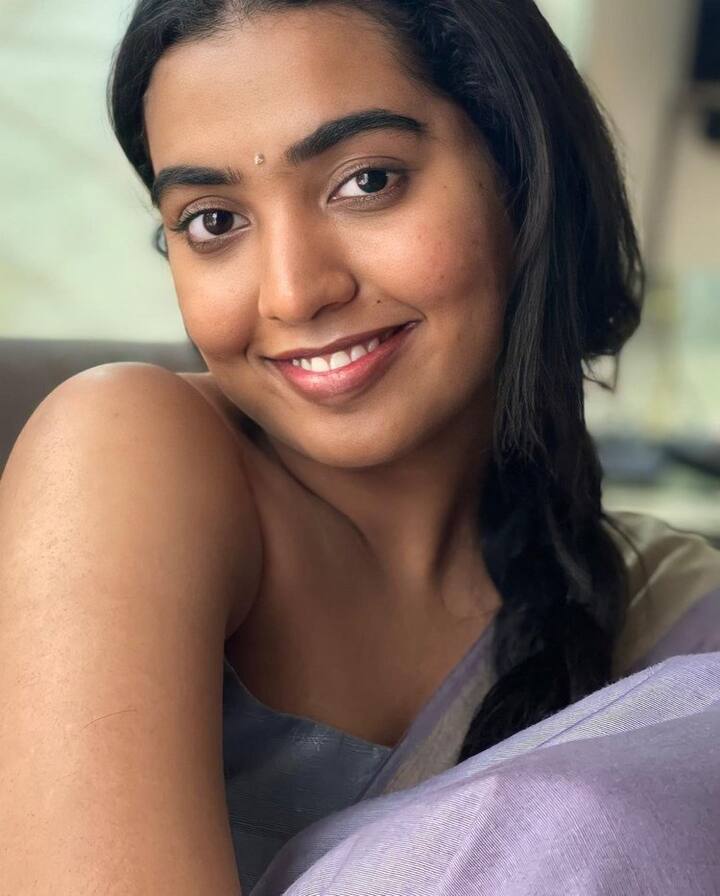 ప్రస్తుతం 'రంగమార్తాండ', 'పంచతంత్రం' వంటి సినిమాల్లో నటిస్తోంది. (Photo Courtesy: Instagram)