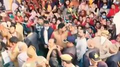 कोरोना के बढ़ते प्रकोप के बीच राजनीतिक रैलियों पर एक्शन कब लेगा चुनाव आयोग?