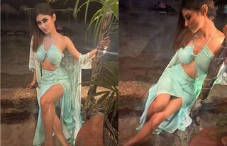 Mouni Roy Photos : મૌની રોયે પીરોજ બિકીની ટોપ અને સ્લિટ સ્કર્ટમાં ઇન્ટરનેટ પર લગાવી આગ