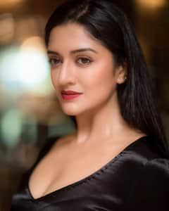 Vimala Raman Photos: ఈ హాట్ బ్యూటిని గుర్తుపట్టారా.. ఇప్పుడేం చేస్తోందో తెలుసా..