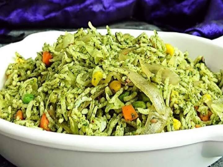 Palak Pulao: పాలకూర పులావ్... పోషకాలు పుష్కలం, ఎలా చేయాలంటే... Paalakura pulao or Spinach pulao Telugu Recipe Palak Pulao: పాలకూర పులావ్... పోషకాలు పుష్కలం, ఎలా చేయాలంటే...