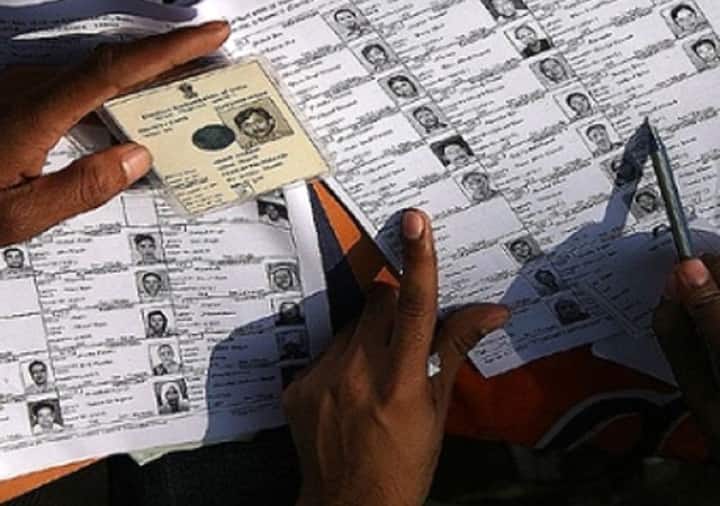 UP Election 2022 Voting How to check your name in voter list online UP Election 2022 Voting: वोटर लिस्ट में अपना नाम कैसे चेक कर सकते हैं? जानिए- सभी स्टेप्स