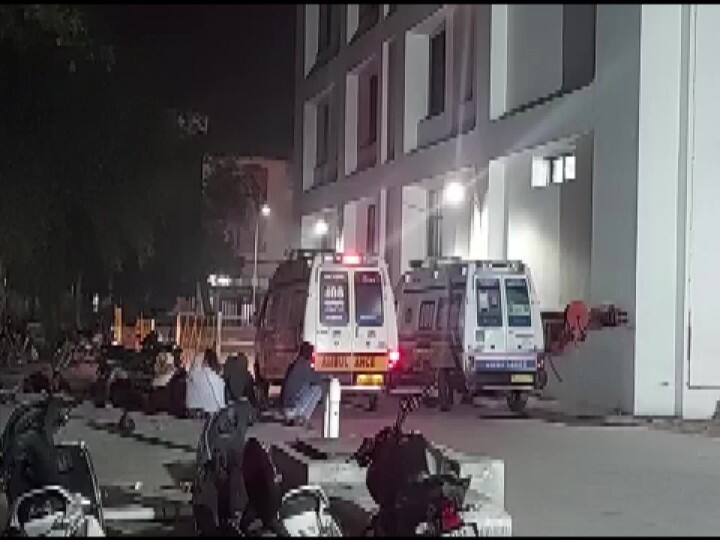 Surat Gas Leak: 6 Factory Workers Die, 22 In Hospital After Inhaling Toxic Fumes Surat Gas Leak: 6 Factory Workers Die, 22 In Hospital After Inhaling Toxic Fumes