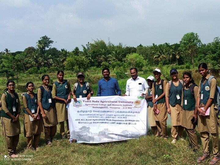 இயற்கை வேளாண்மை செய்வது எப்படி ? - வேளாண் கல்லூரி மாணவிகளுக்கு பயிற்சி