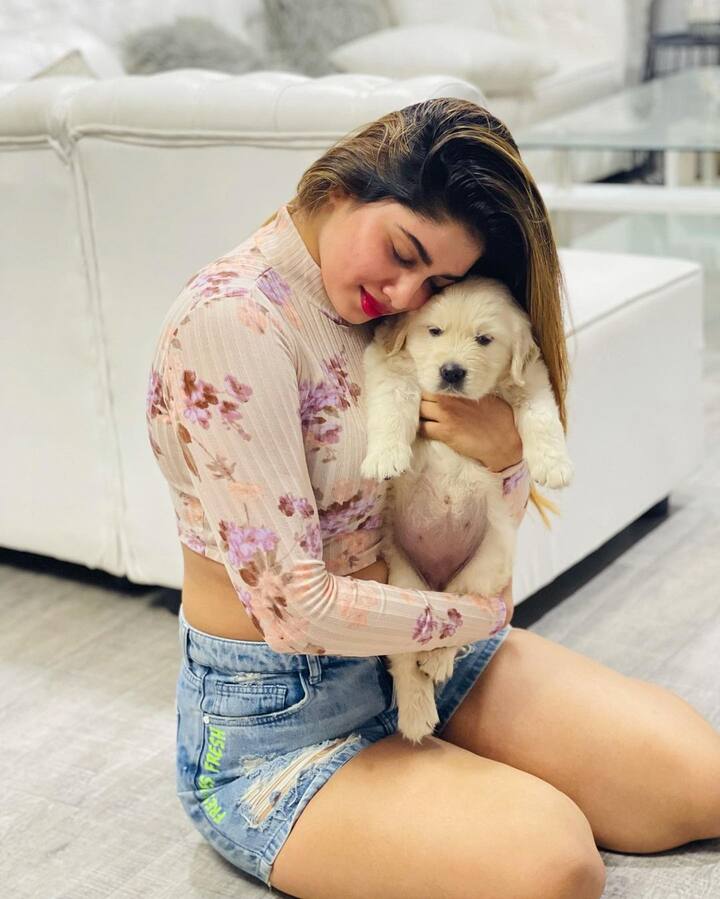 காட்டு பயலே… கொஞ்சி போடா… என்ன ஒருக்கா நீ… மொரட்டு முயல… தூக்கி போக… வந்த பயடா நீ…