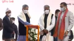 Lucknow को मिली 3 नई ट्रेनों की सौगात, रेल मंत्री Ashwini Vaishnav ने दिखाई हरी झंडी