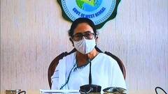 Mamata Banerjee: ট্রেন বন্ধ করে দিলে বলবেন লোক আসতে পারছে না আর ট্রেনে সবাই গাদাগাদি করে আসছে, এগোলেও দোষ, পিছোলেও দোষ! বললেন মুখ্যমন্ত্রী | Bangla News