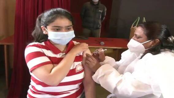 તમારા બાળકની રસી માટે રજિસ્ટ્રેશન કેવી રીતે કરાવશો અને તેમને કેવી રીતે રસી અપાશે જુઓ