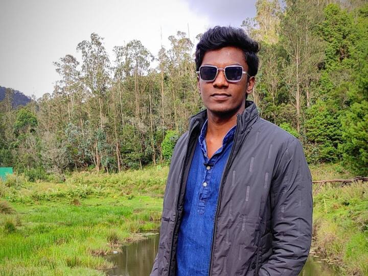 Youtube shorts famous Rishab Interview கன்னியாகுமரி ஸ்லாங்தான் ஸ்பெஷல்.. ஒரே வருடத்தில் ஒரு மில்லியன் -  யூடியூப் ஷார்ட்ஸ் ரிஷப் கதை!