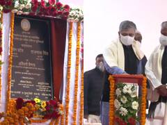 Lucknow News: लखनऊ में रेलमंत्री अश्विनी वैष्णव ने तीन नई ट्रेनों को दिखाई हरी झंडी, देखिए तस्वीरें