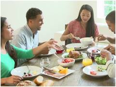 Health Tips: जरूरत से ज्यादा खा लिया है खाना? तो इन टिप्स को अपनाकर खुदको करें रिलैक्स