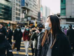 Covid-19 in World: दुनियाभर में कोविड-19 संक्रमण के मामलों में तेजी से दहशत, इन देशों में इतने लोगों की हुई मौत