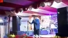 Coronavirus Update : কোভিড বিধি উড়িয়ে বাদুতে পুলিশ ফাঁড়ির কাছেই জলসা। Bangla News