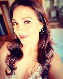 Lara Datta: ट्रोल करणाऱ्यांना लारा दत्ताचं सडेतोड उत्तर!