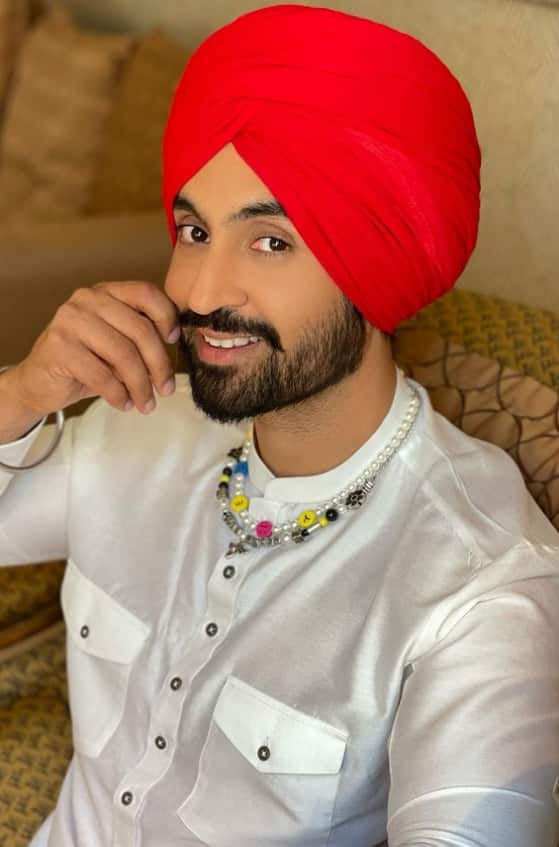 दिलजीतच्या गाण्यांना आणि अभिनयाला त्याच्या चाहत्यांची विशेष पसंती मिळते. (diljit dosanjh/Instagram)