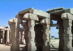 Lepakshi Temple: లేపాక్షి ని సందర్శించిన ఫ్రెంచ్ పరిశోధకుడు డాక్టర్ డేనియల్ నేజర్స్..