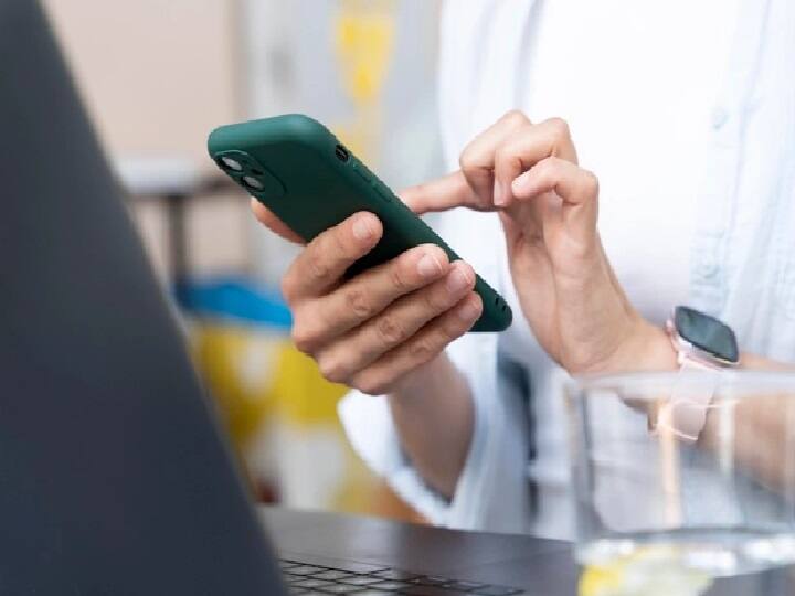 इस पेमेंट में आप 200 रुपये तक की राशि को एक बार में ट्रांसफर कर सकेंगे. इसके साथ ही कुल राशि 2000 तक ऑफलाइन माध्यम से ट्रांसफर की जा सकती है. (PC: Freepik)