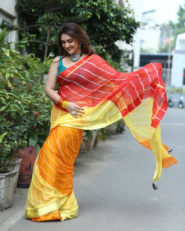 நடக்கும் நடக்கும் நான் கூட சொல்கிறேன்