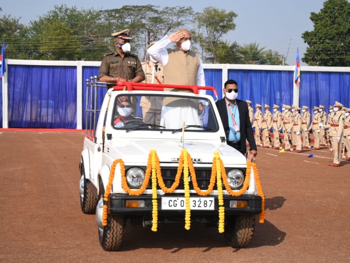 Chhattisgarh: छत्तीसगढ़ पुलिस की सीएम बघेल ने की तारीफ, कहा- हर चुनौती से निपटने में सक्षम