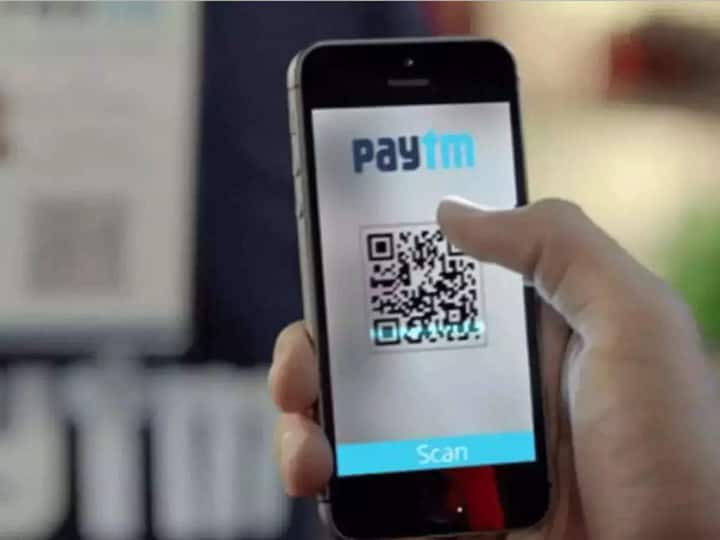 ਮਸ਼ਹੂਰ ਡਿਜੀਟਲ ਪੇਮੈਂਟ ਐਪ Paytm ਦੀ ਇੱਕ ਸਪੂਫ ਐਪ ਵਾਇਰਲ ਹੋ ਰਹੀ ਹੈ। ਦਰਅਸਲ ਪੇਟੀਐਮ ਸਪੂਫ ਐਪ (Paytm Spoof ) ਇੱਕ ਫਰਾਡ ਐਪ ਹੈ, ਜੋ ਲੋਕਾਂ ਨੂੰ ਧੋਖਾ ਦੇ ਰਹੀ ਹੈ। ਇਸ ਐਪ ਰਾਹੀਂ ਤੁਹਾਨੂੰ ਆਸਾਨੀ ਨਾਲ ਧੋਖਾ ਦਿੱਤਾ ਜਾ ਸਕਦਾ ਹੈ।