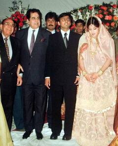 Mulayam Singh Yadav Daughters in Law's Wedding Photos: डिंपल यादव से राजलक्ष्मी सिंह तक, अपनी शादी में यूं नजर आई थीं मुलायम सिंह की ये बहुएं