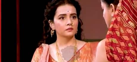 Vidrohi: Kalyani saves Radhamani's life