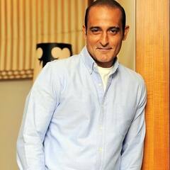 Unmarried Bollywood Star Kids: बॉलीवुड में खूब कमा चुके हैं नाम, लेकिन आज भी सिंगल हैं ये स्टार किड्स