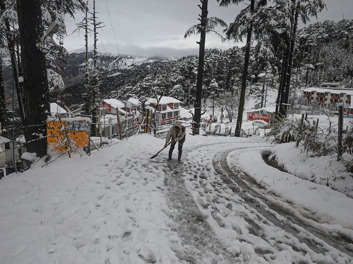 Heavy To Very Heavy Snowfall In Jammu Kashmir IMD Issues Red Alert Ann | Heavy Snowfall: जम्मू कश्मीर में ‘बहुत भारी बर्फबारी’, रेड अलर्ट जारी, IMD ने कहा