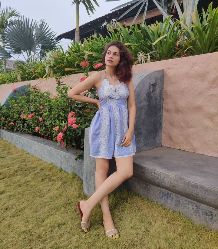 శ్రద్ధాదాస్ ( Image Credit: Shraddha Das/Instagram)
