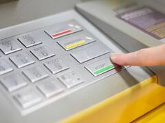 ATM Fraud: आप भी ना हो जाएं फ्रॉड के शिकार, इन टिप्स को अपनाकर करें सेफ Transaction