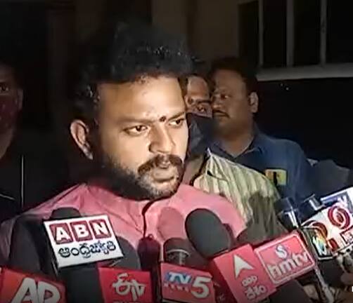 MP Rammohan Naidu: రెవెన్యూ జనరేట్ చేయటం చేతకాక పేదలపై పన్నులా..?