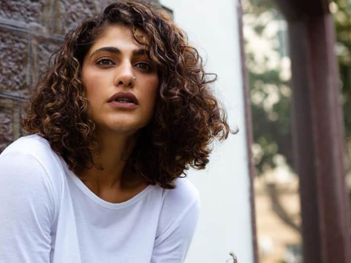 Sacred Games Actress Kubbra Sait Tests Covid Positive, Urges People To Do Home Tests Sacred Games Actress Kubbra Sait Tests Covid Positive, Urges People To Do Home Tests