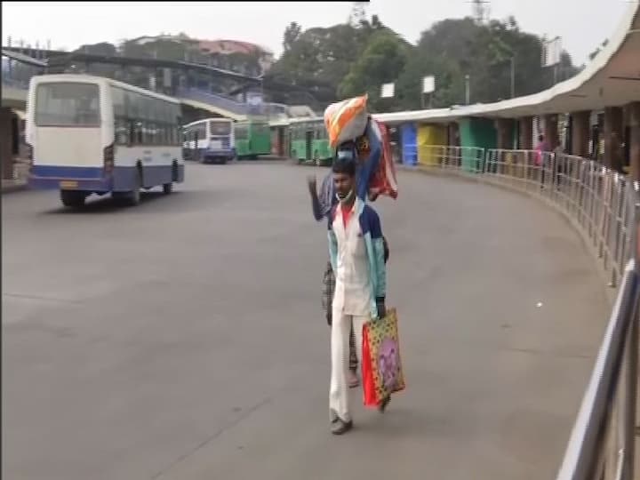 শুক্রবার রাত ১০টা থেকে সোমবার ভোর ৫টা পর্যন্ত কার্ফু বলবৎ থাকবে।